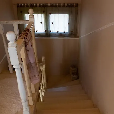 Zoe Maisonette Apartament *